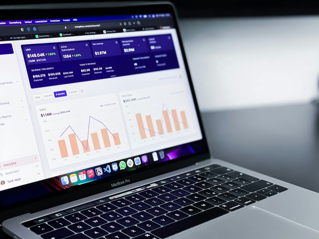 Les outils digitaux incontournables pour une stratégie de croissance efficace